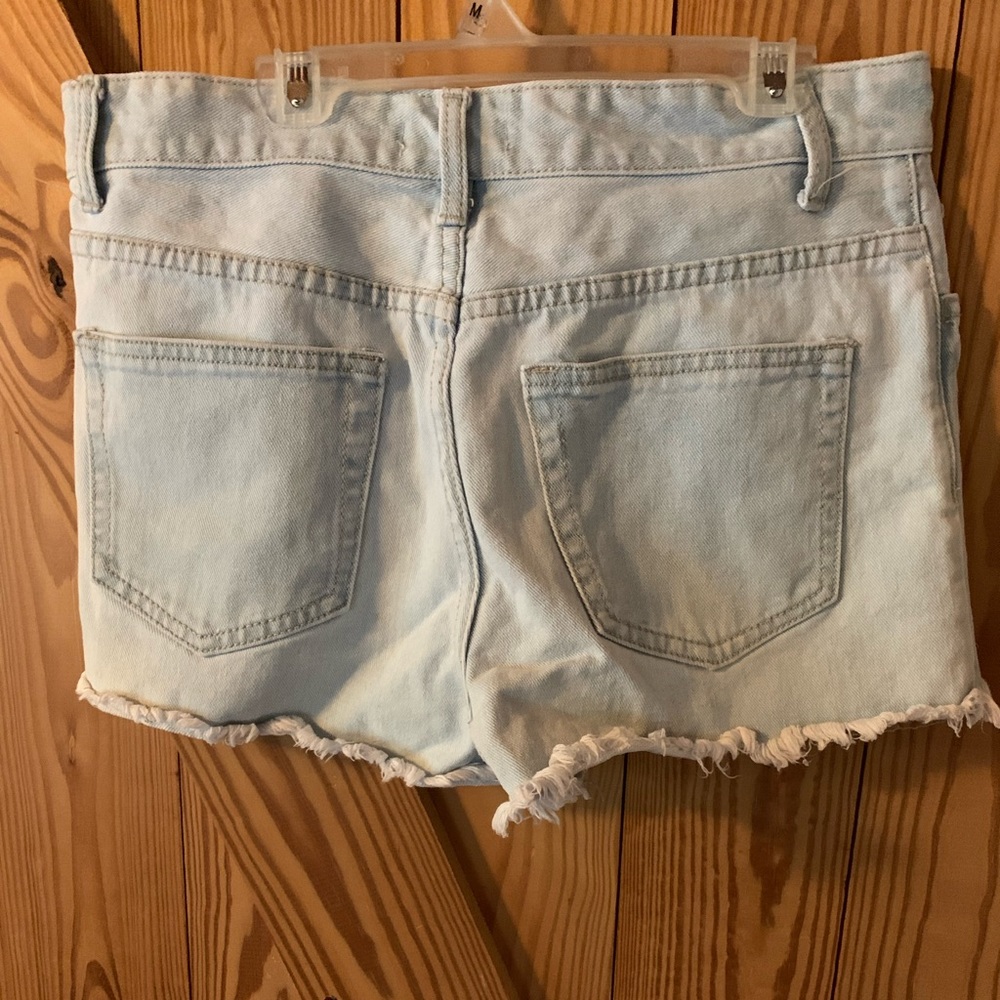 High waist denim shorts